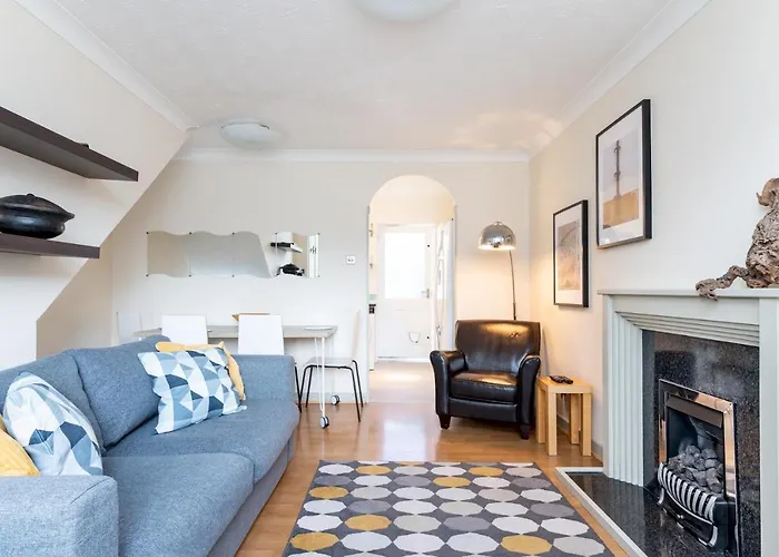 22 Scaife Gardens Lovely 2-bed Townhouse With Free Parking Pass The Keys Dom wakacyjny York